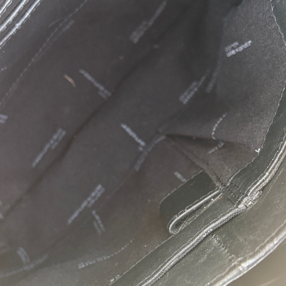 Classic Derek Alexander genuine leather crossbody bag - Picture 6 of 10